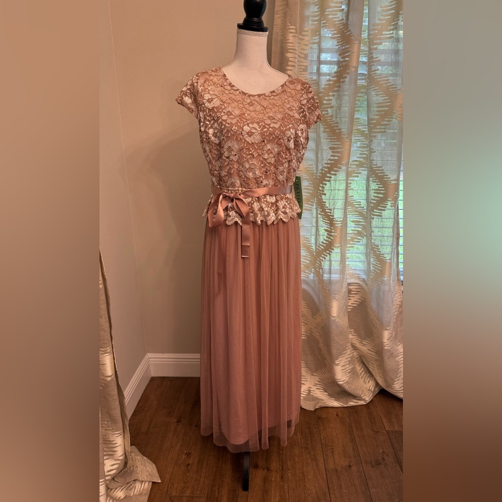 Petite Large Dress 💕